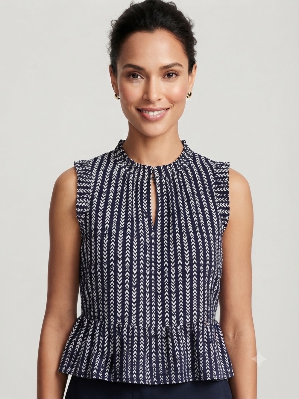 LOFT Womens Medium Navy Chevron Print Sleeveless Blouse Cotton Rayon Top NWT - Picture 1 of 10
